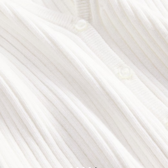 NWOT Gap Cropped Rib Cardigan - Picture 5 of 7